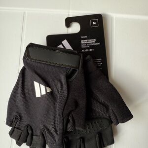 Adidas women Black Aeroready Gloves